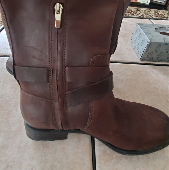 Tall boots - Picture 2 of 4